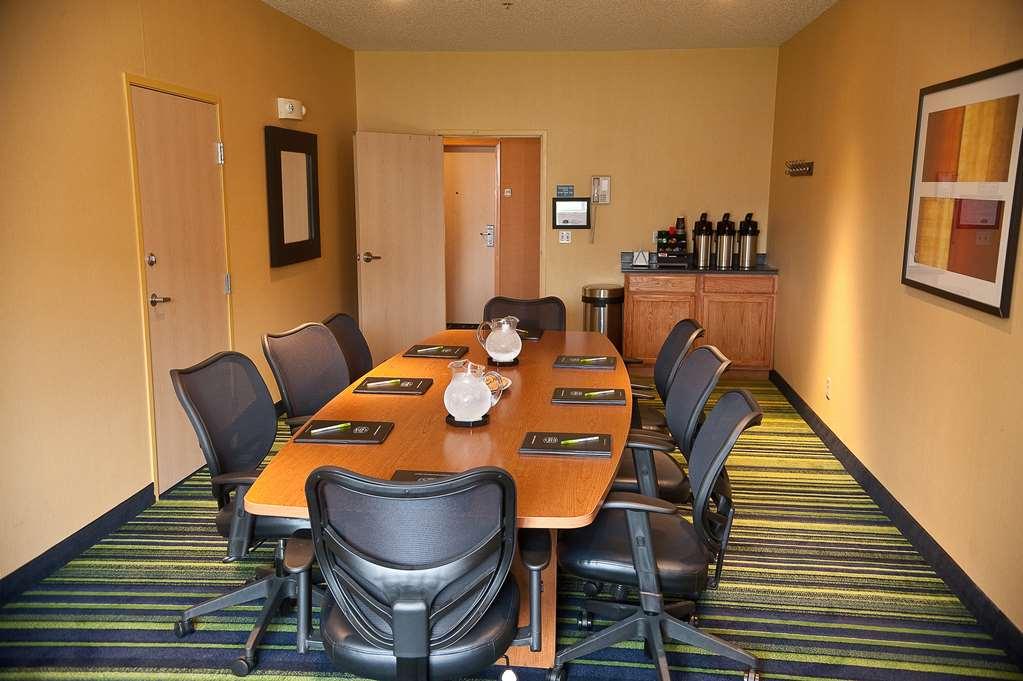 Country Inn & Suites By Radisson, Brookings Buitenkant foto