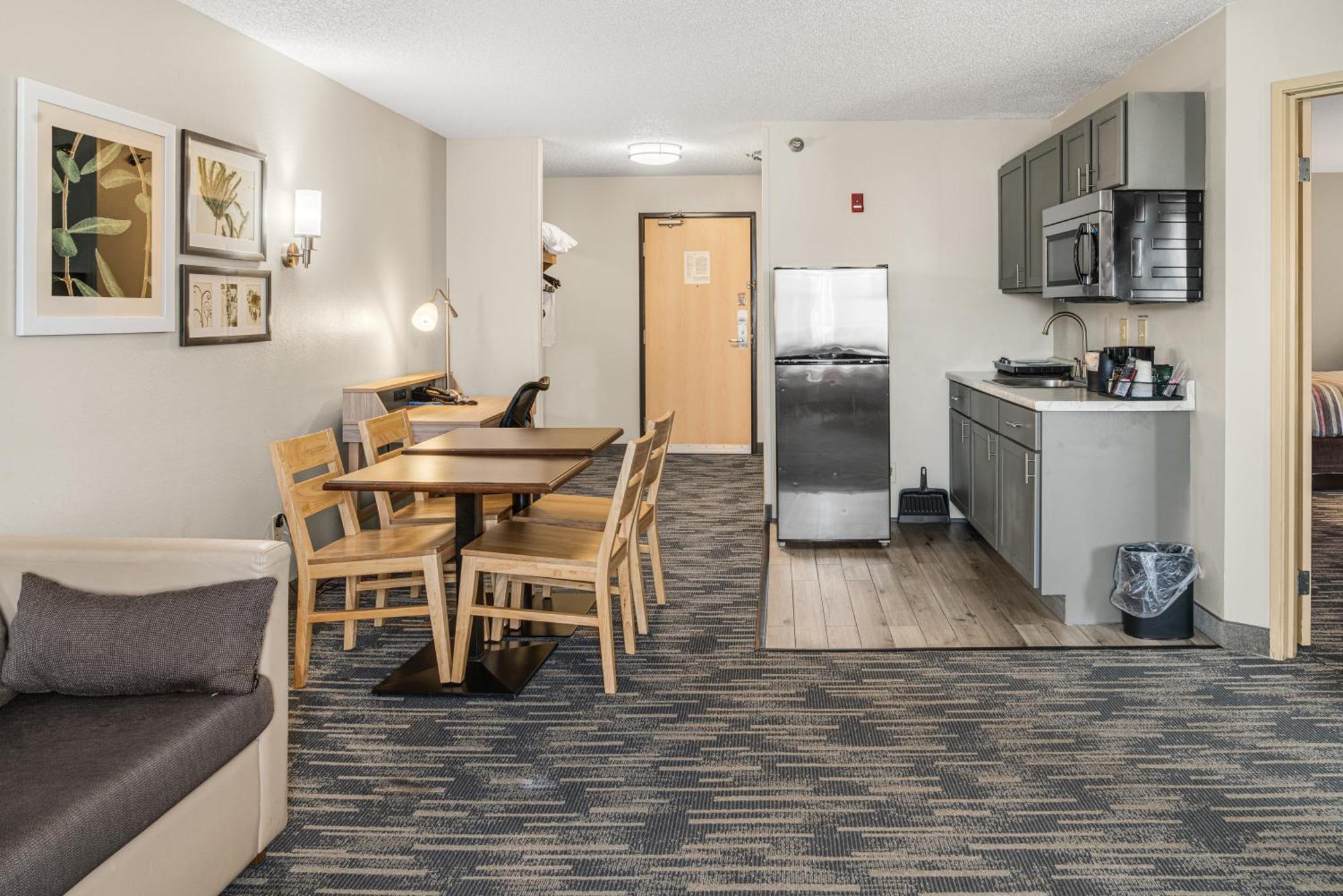 Country Inn & Suites By Radisson, Brookings Buitenkant foto